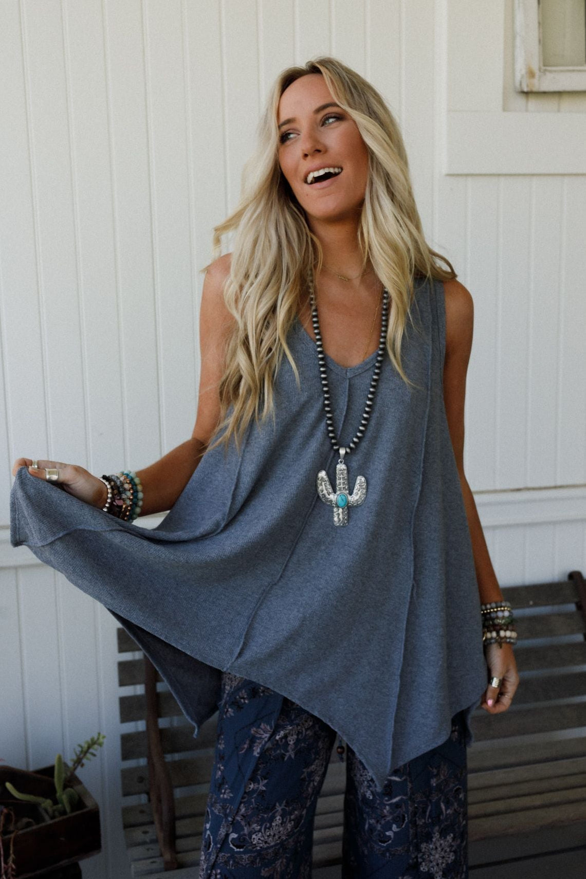 The Nest Drift Away Top - Charcoal